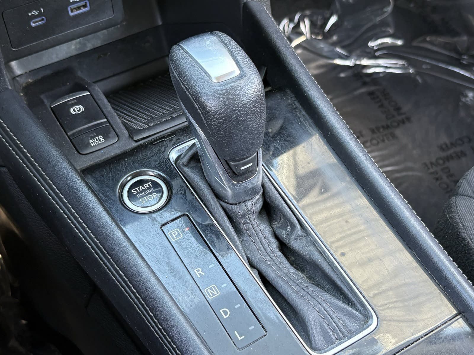 Used 2022 Nissan Kicks SV FWD image 28
