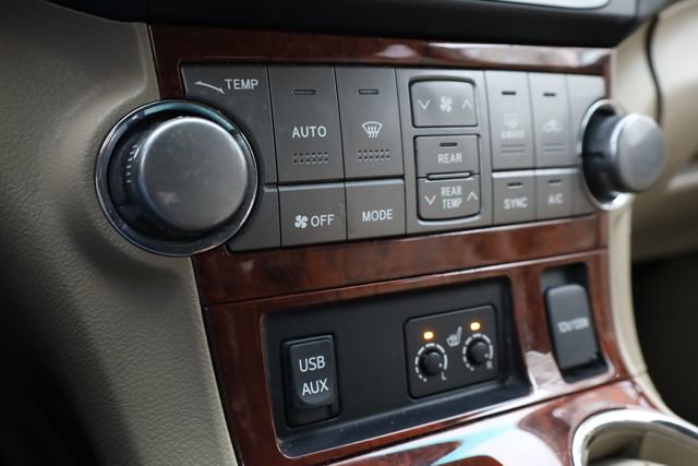 Used 2013 Toyota Highlander Limited image 19