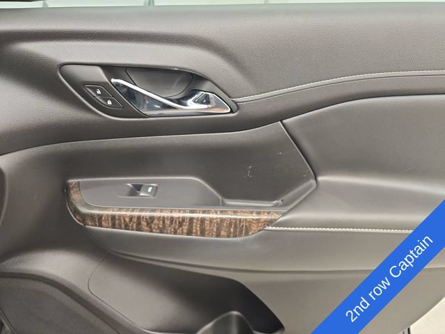 Used 2022 GMC Acadia Denali w/ Denali Ultimate Package AWD/4WD image 11