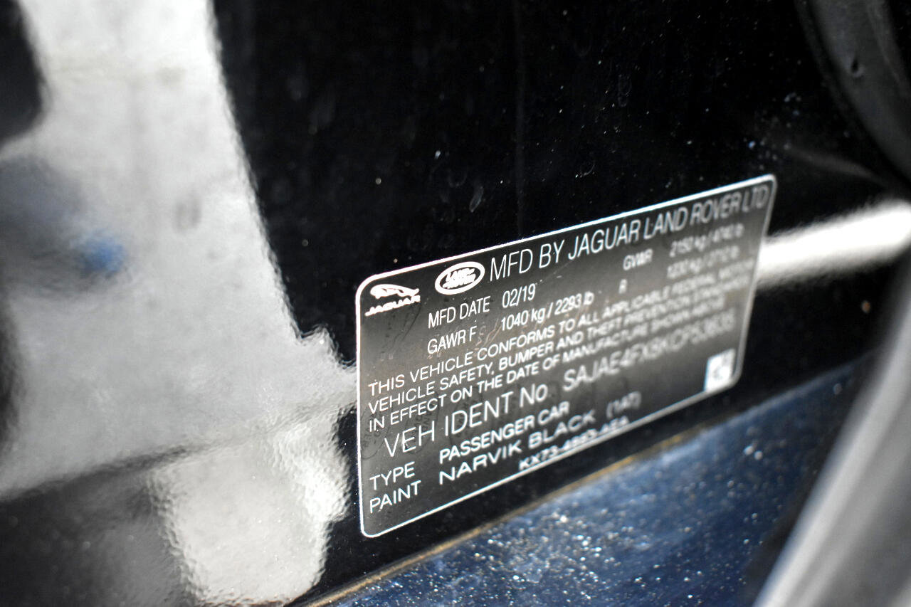 Used 2019 Jaguar XE Prestige image 45