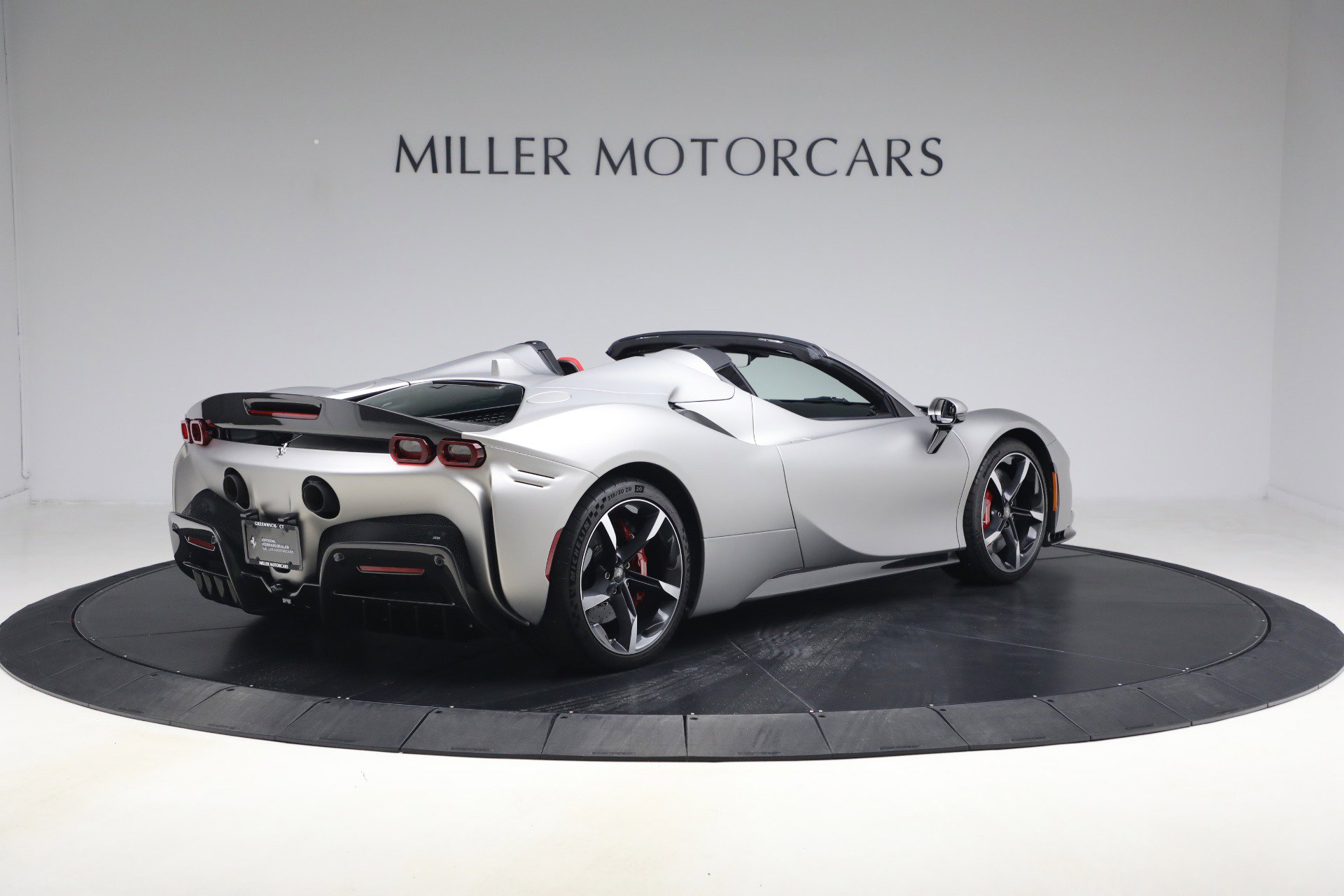 Certified 2023 Ferrari SF90 Spider AWD/4WD image 8