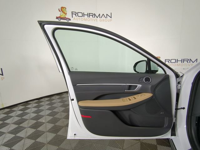 New 2026 Hyundai Sonata Limited image 18