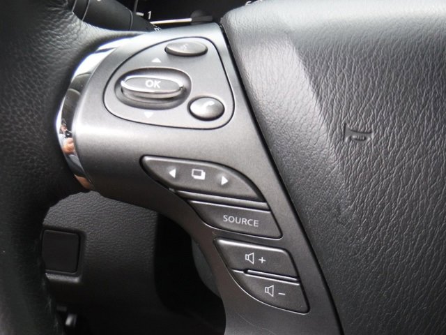 Used 2023 Nissan Murano SV image 30