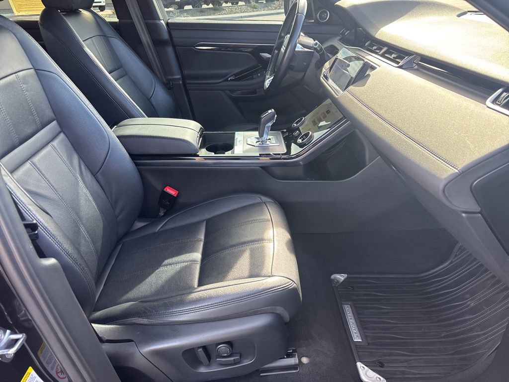 Used 2020 Land Rover Range Rover Evoque SE image 15