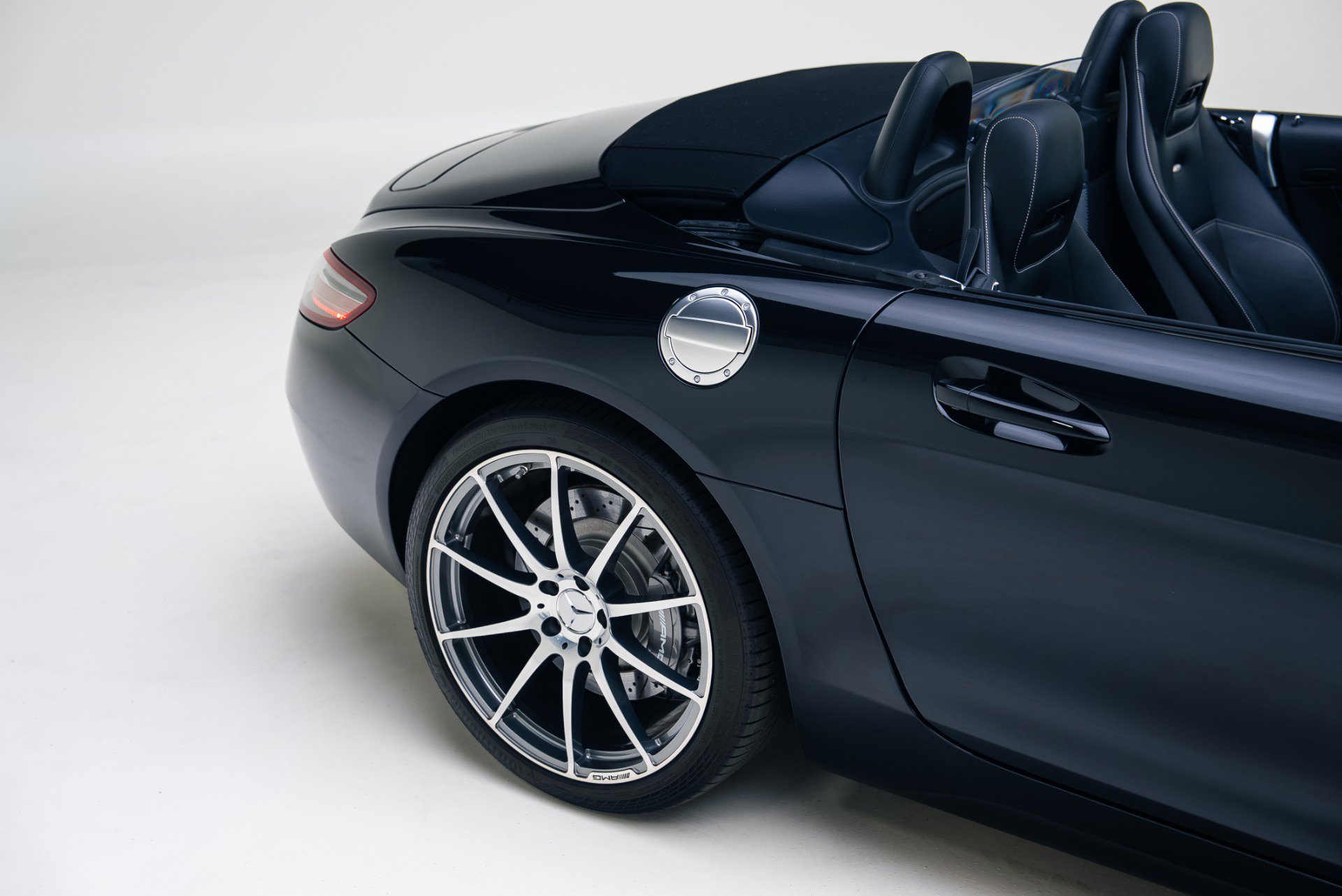 Used 2012 Mercedes-Benz SLS AMG image 21