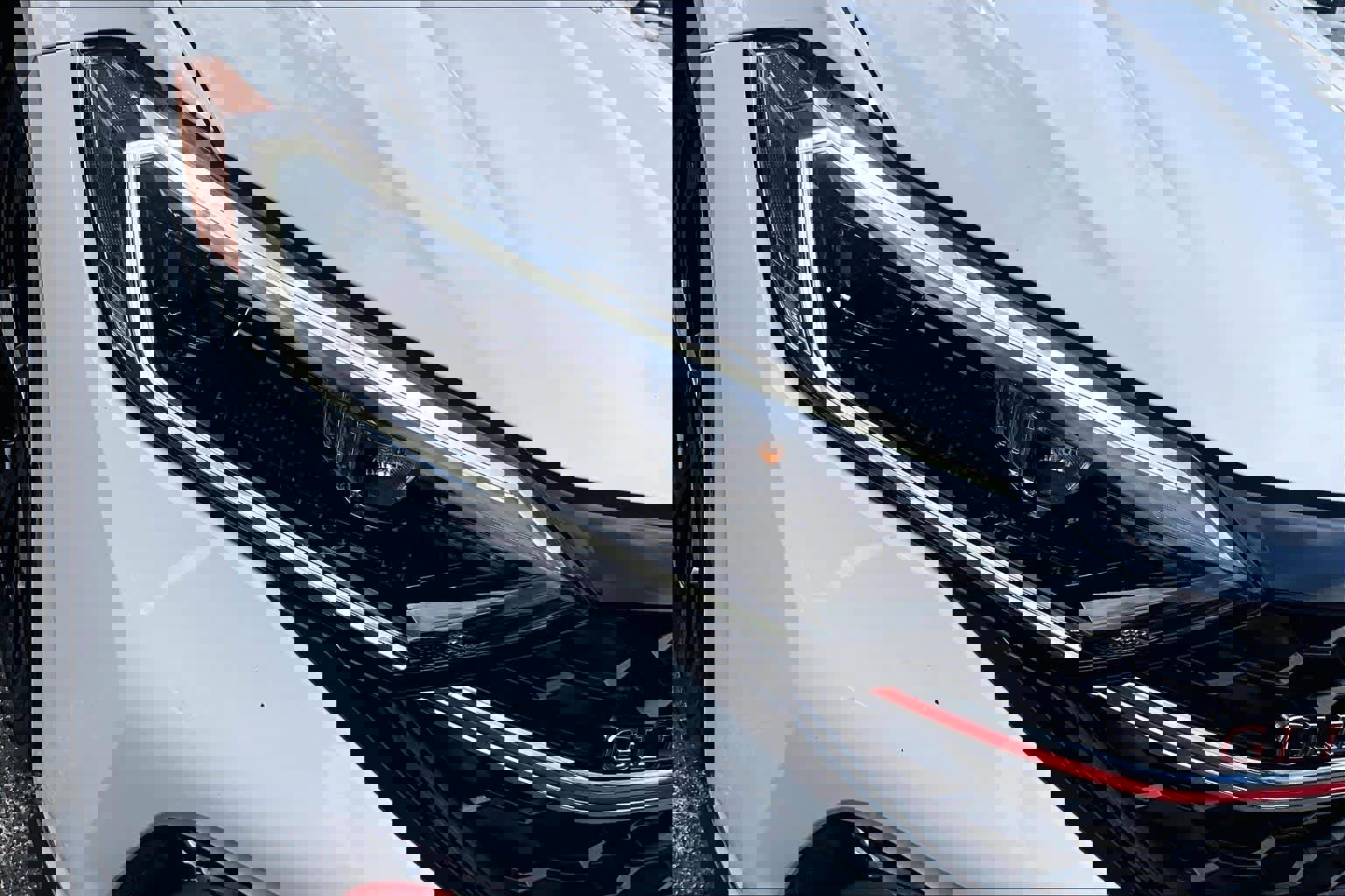 Certified 2023 Volkswagen Jetta GLI Autobahn image 28