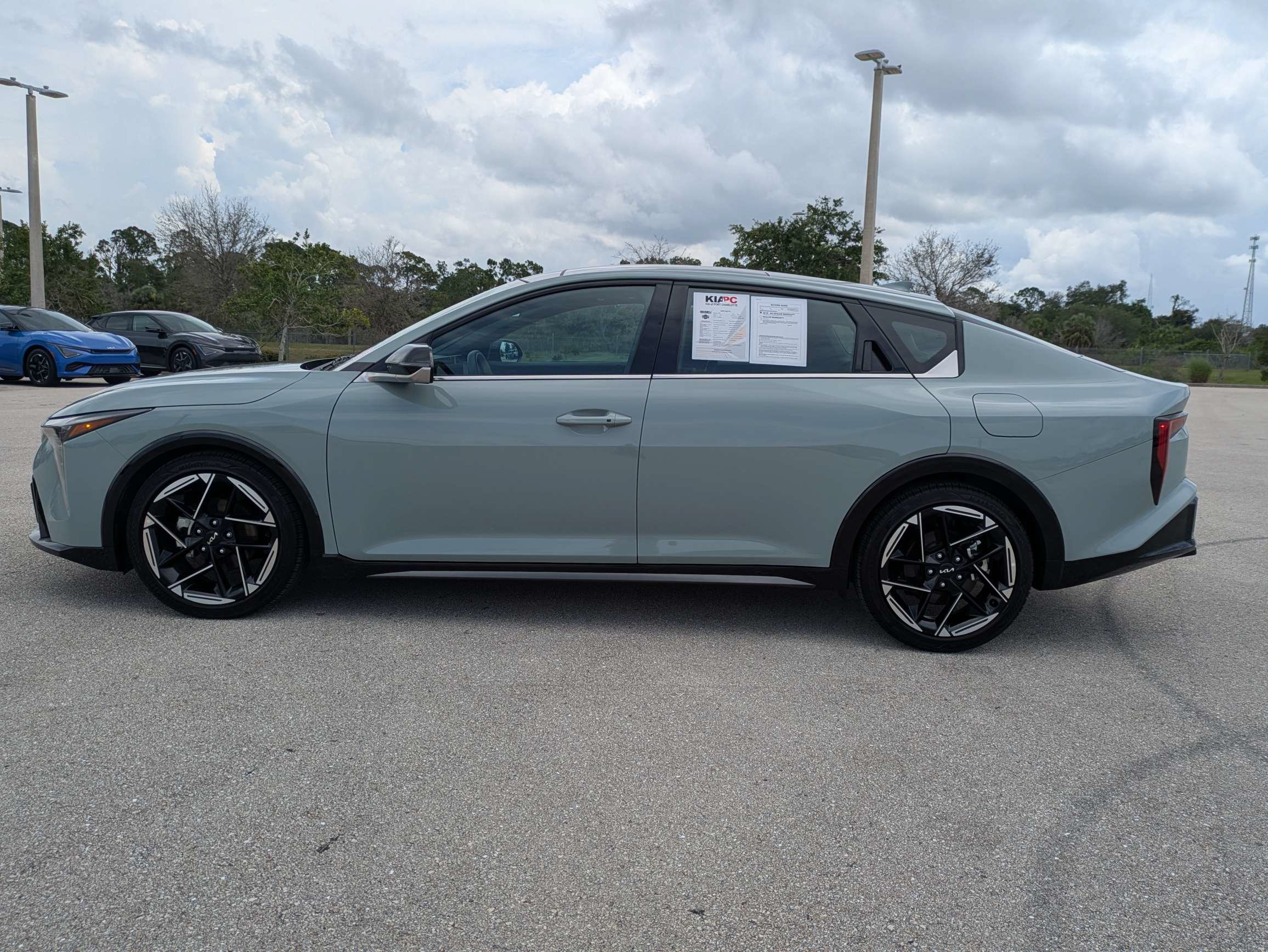 Certified 2025 Kia K4 GT-Line w/ GT-Line Sunroof Package FWD image 8