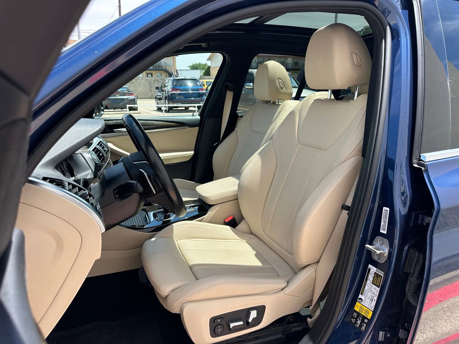 Used 2018 BMW X3 xDrive30i AWD/4WD image 10