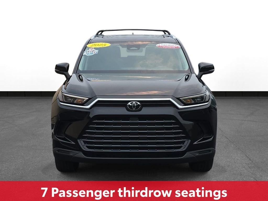 Certified 2025 Toyota Grand Highlander AWD image 3
