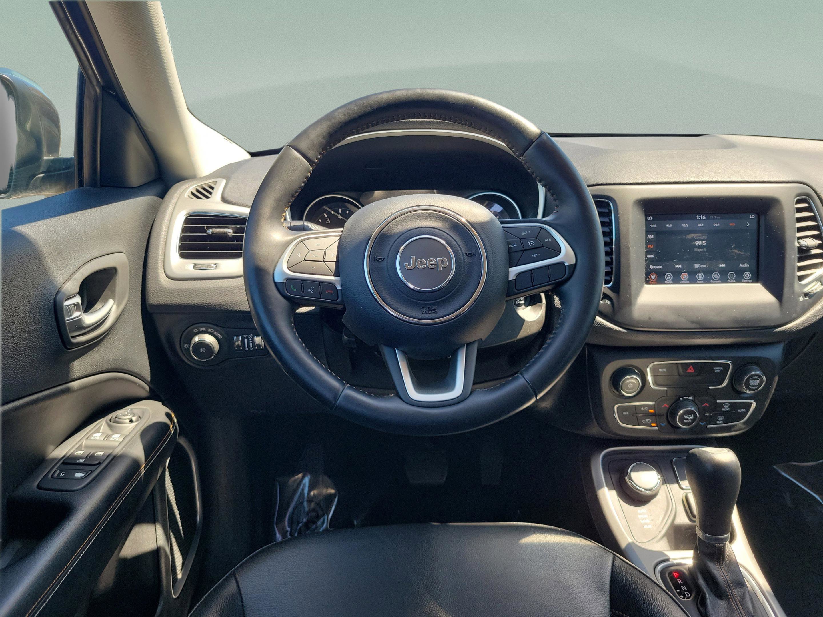 Used 2020 Jeep Compass Latitude w/ Popular Equipment Group image 14