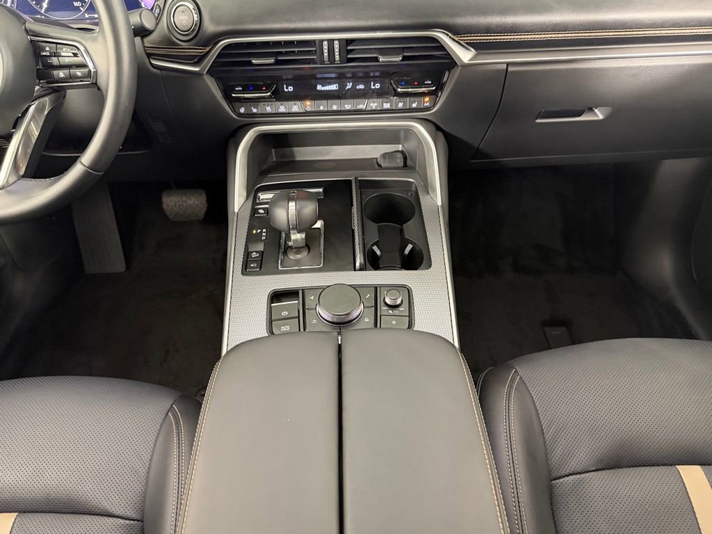 Used 2025 MAZDA CX-90 Plug-In Hybrid w/ Premium Plus image 16