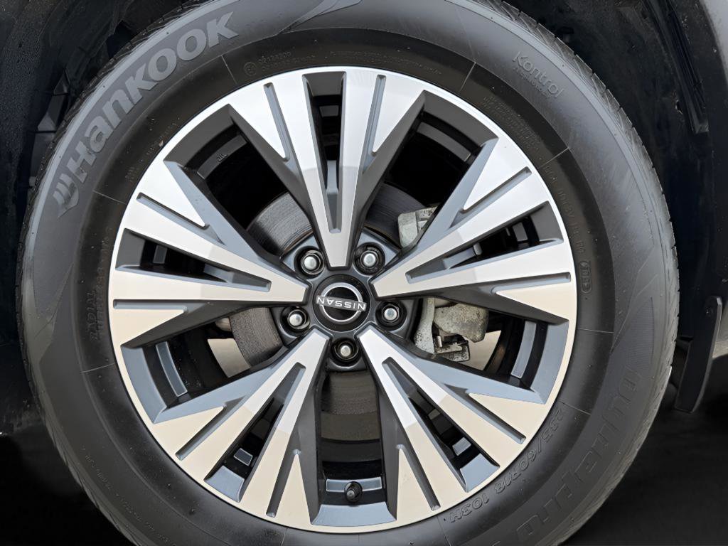 Certified 2022 Nissan Rogue SV image 31