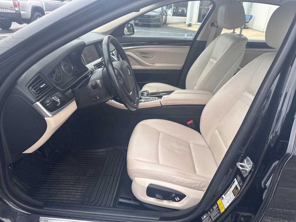 Used 2015 BMW 528i xDrive Sedan AWD/4WD image 10