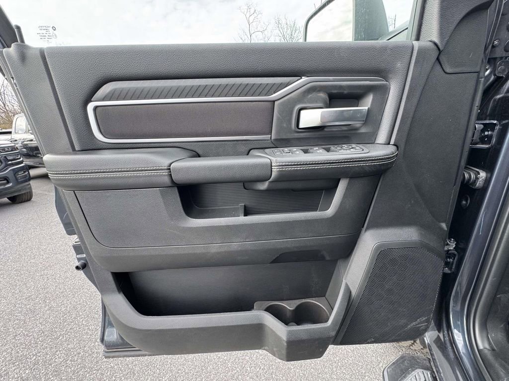 New 2026 RAM 2500 Big Horn AWD/4WD image 27