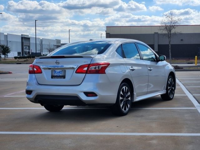 Used 2019 Nissan Sentra SR image 5