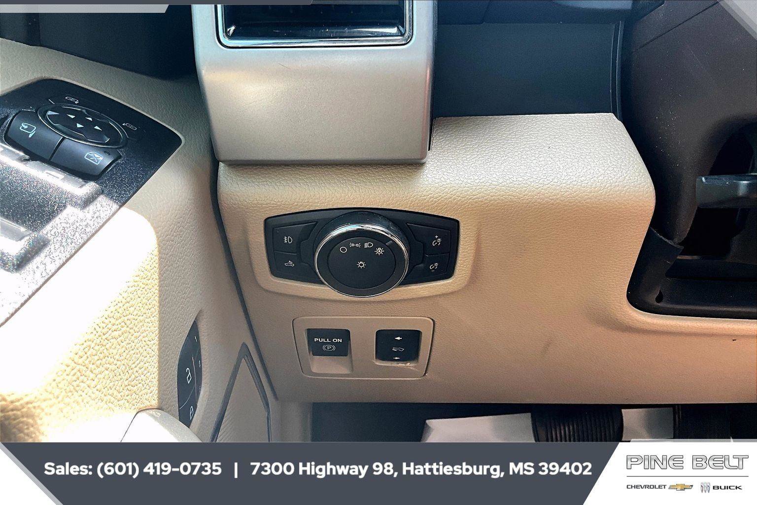 Used 2020 Ford F150 Lariat image 23