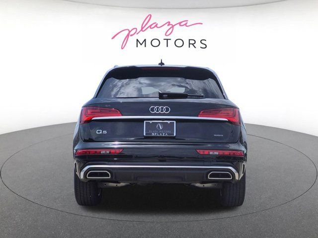 Certified 2023 Audi Q5 2.0T Premium w/ Convenience Package AWD/4WD image 6