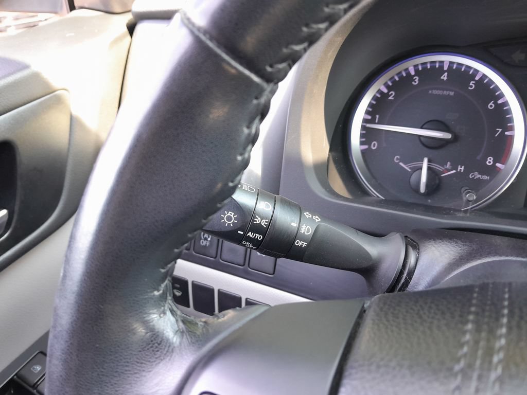 Used 2018 Toyota Highlander XLE AWD/4WD image 21