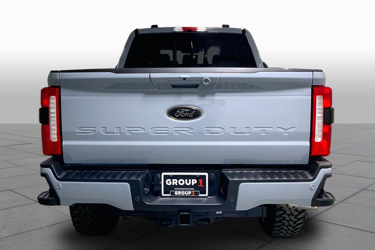 Used 2026 Ford F350 Lariat w/ Tremor Off-Road Package AWD/4WD image 4