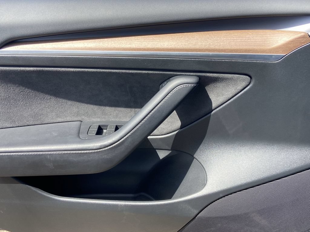 Used 2023 Tesla Model 3 Standard Range RWD image 17