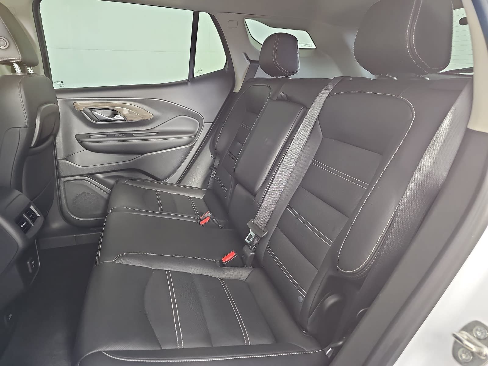 Used 2023 GMC Terrain Denali AWD/4WD image 13