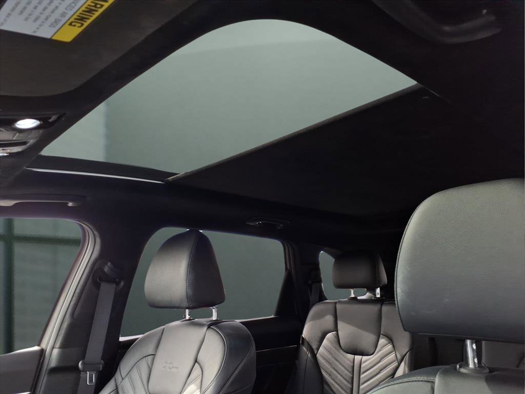 Used 2024 Kia Sorento SX Prestige image 17