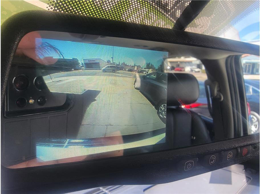 Used 2013 GMC Yukon SLT image 25