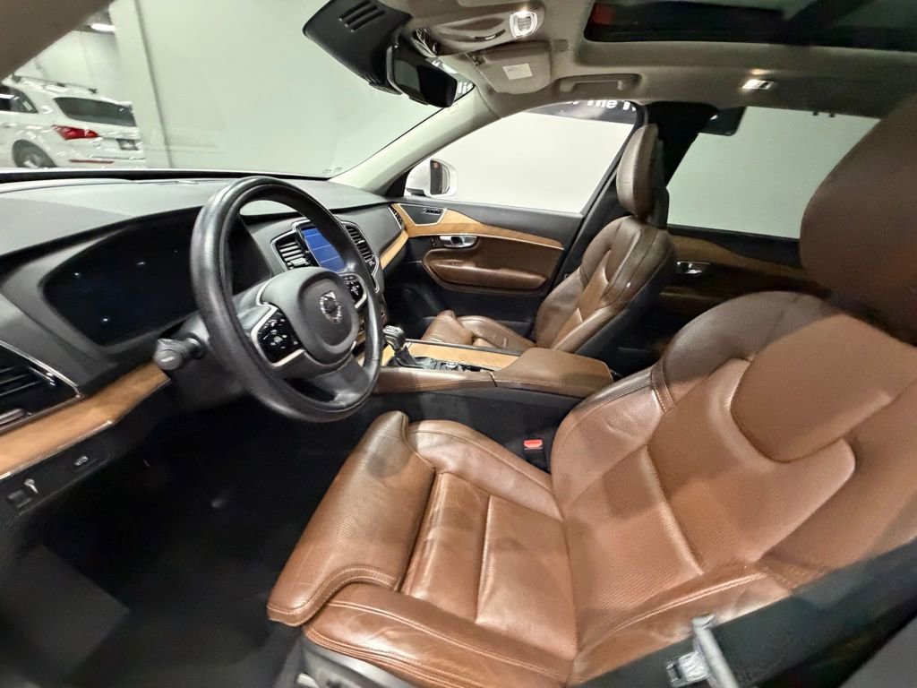 Used 2018 Volvo XC90 T6 Inscription w/ Convenience Package image 18