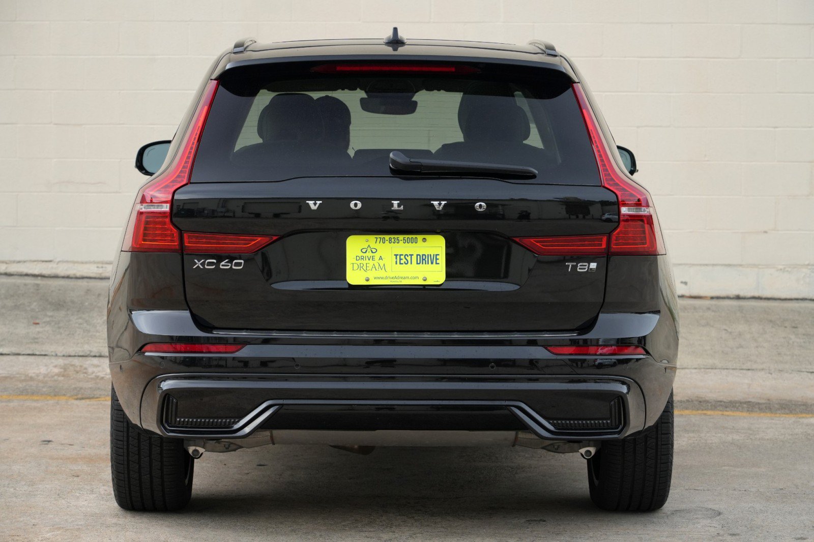 Used 2025 Volvo XC60 T8 Plus w/ Protection Package Premier AWD/4WD image 53