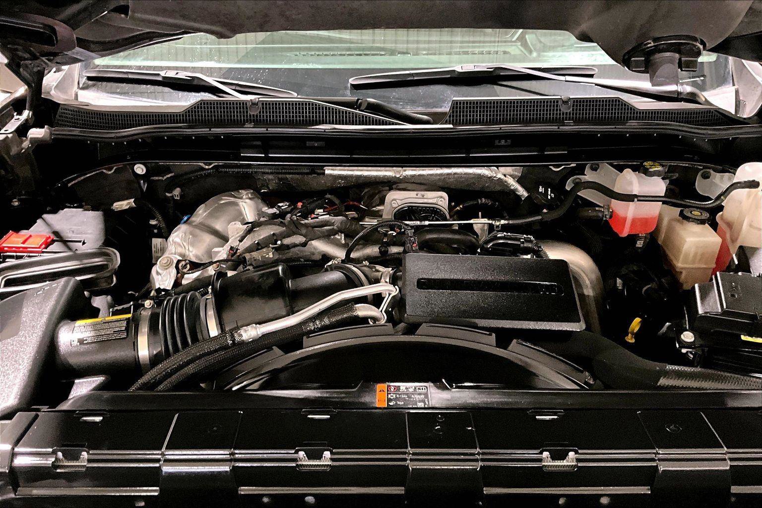 Used 2024 Chevrolet Silverado 2500 LTZ w/ LTZ Convenience Package image 12