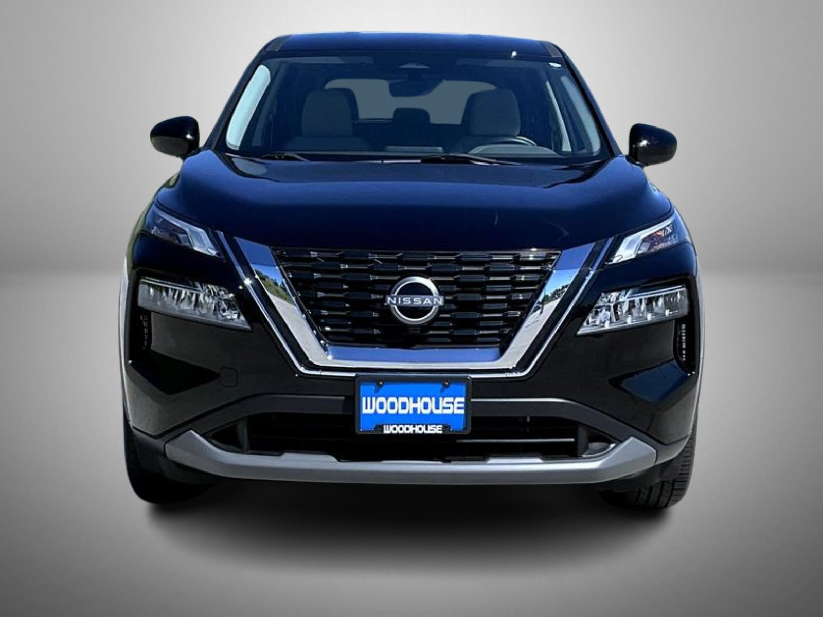 Used 2023 Nissan Rogue SV AWD/4WD image 2