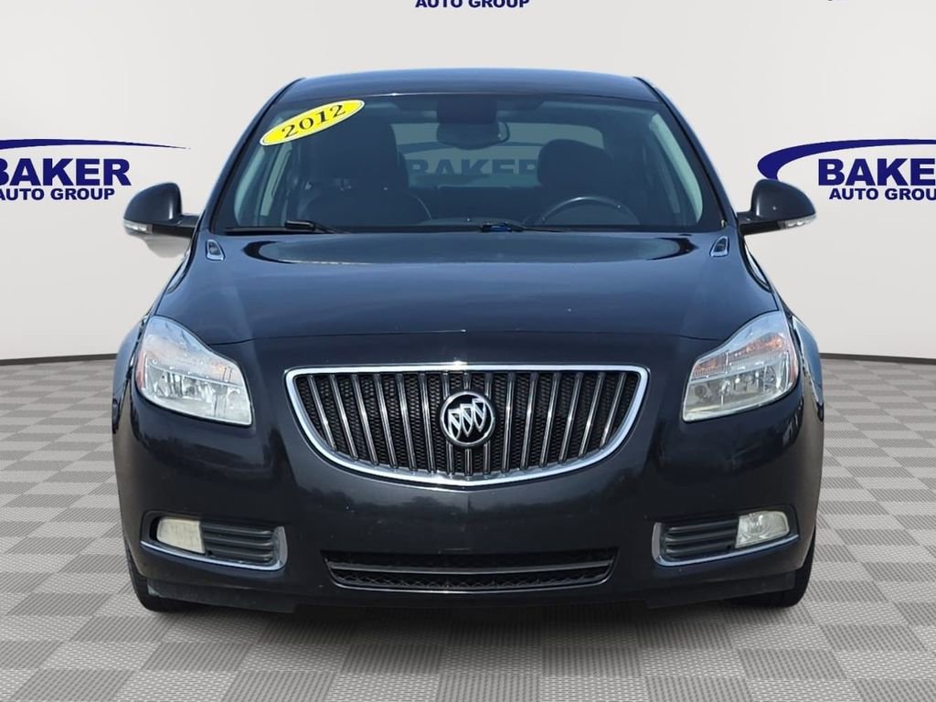 Used 2012 Buick Regal Leather FWD image 2