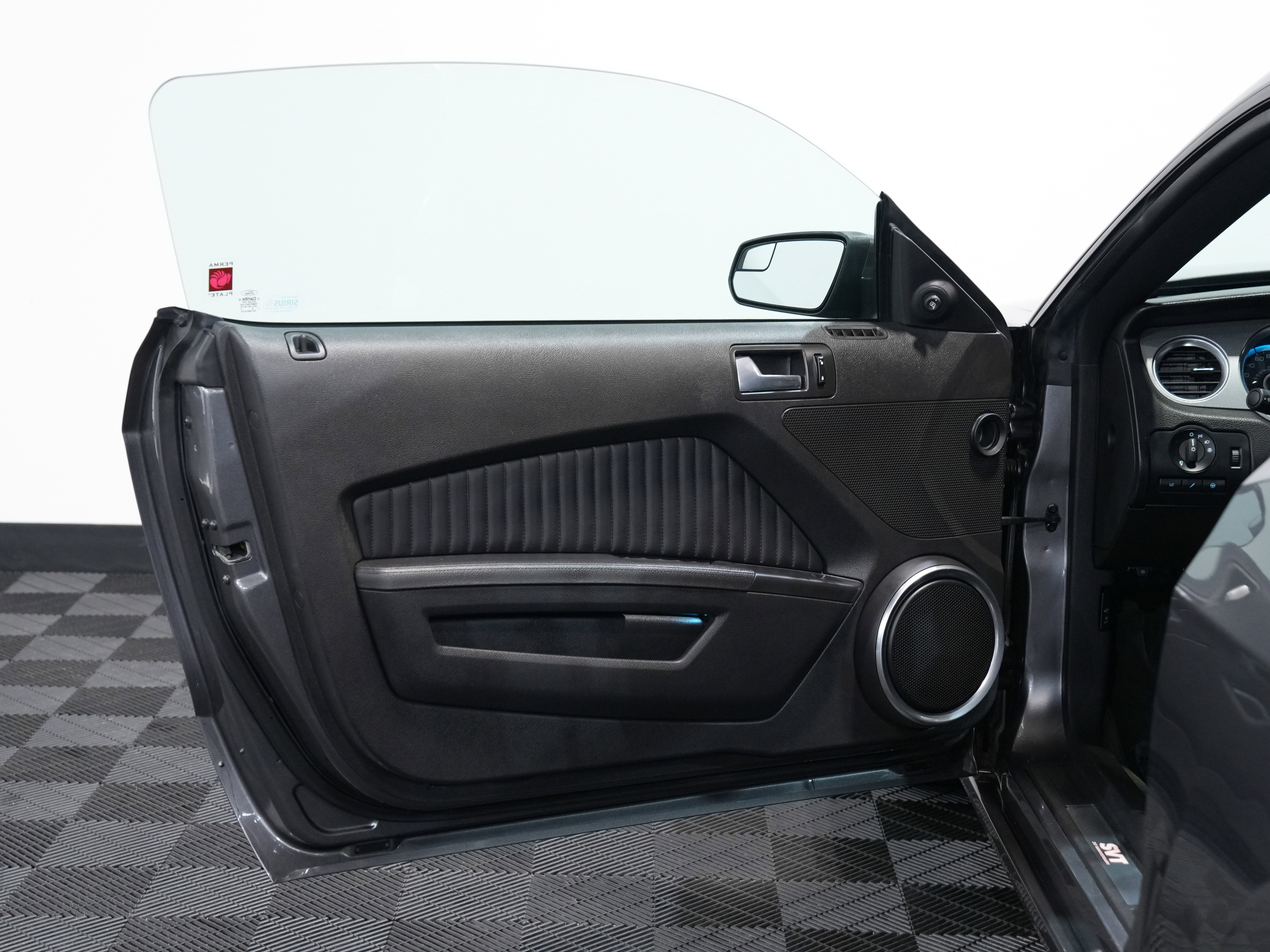Used 2013 Ford Mustang Shelby GT500 image 23