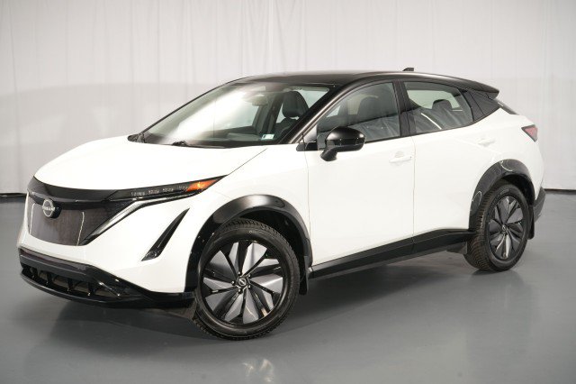 Used 2023 Nissan Ariya AWD image 1