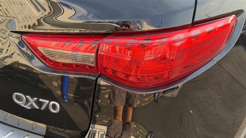Used 2014 INFINITI QX70 2WD w/ Premium Package image 14