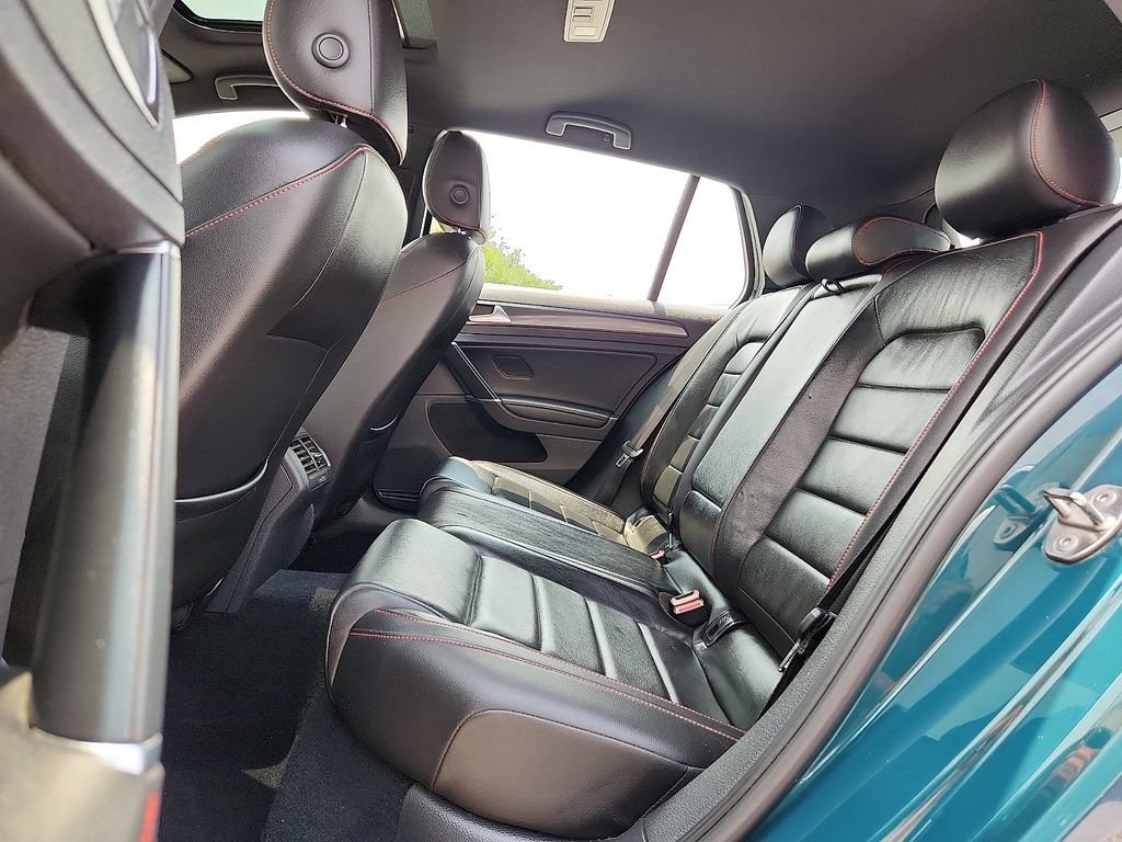 Used 2018 Volkswagen GTI SE w/ SE Leather Package FWD image 6