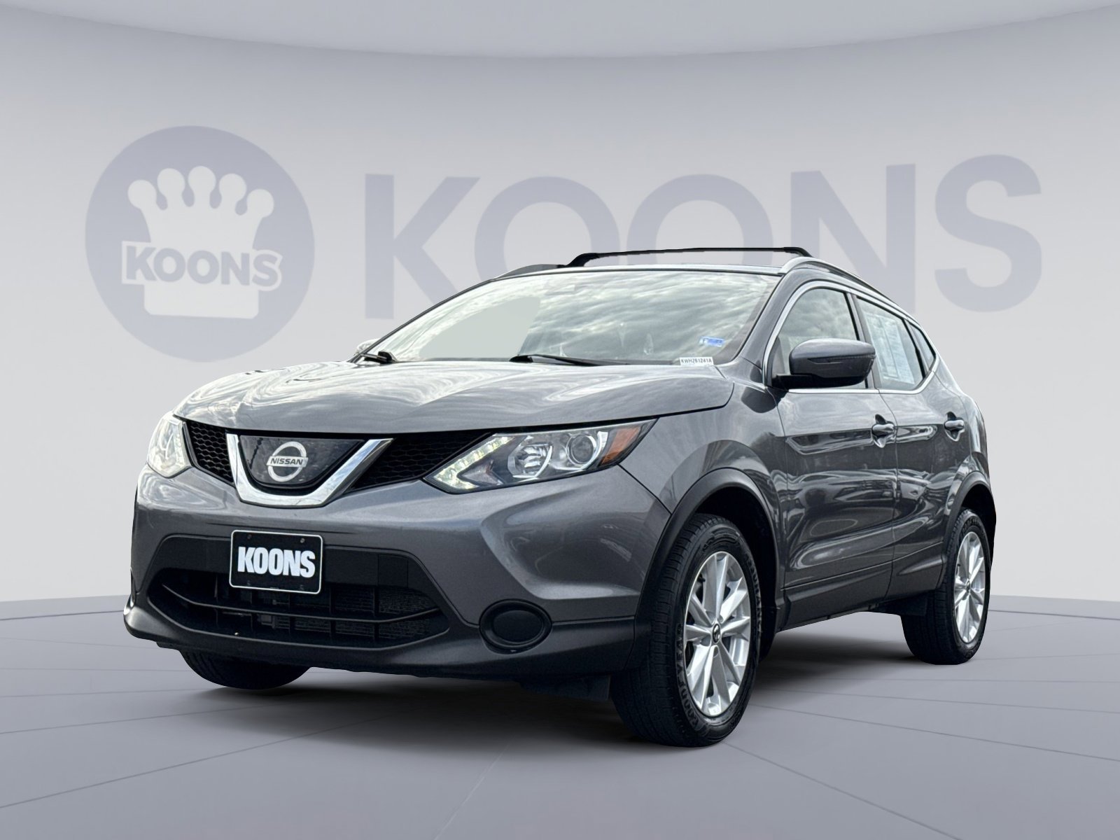Used 2019 Nissan Rogue Sport SV image 1