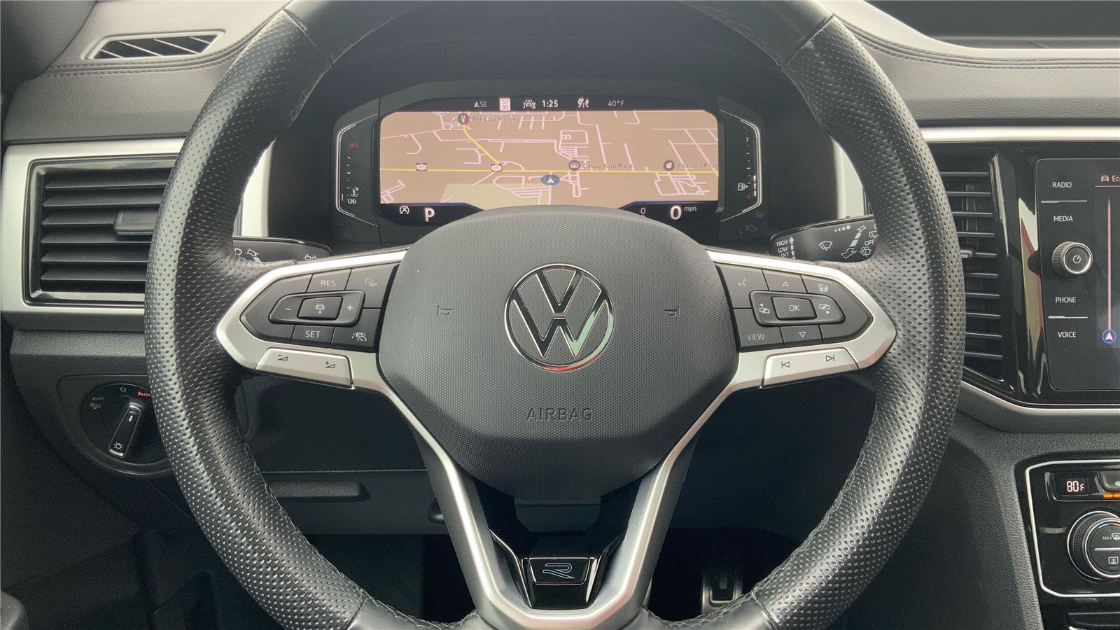 Used 2023 Volkswagen Atlas Cross Sport SEL AWD/4WD image 16