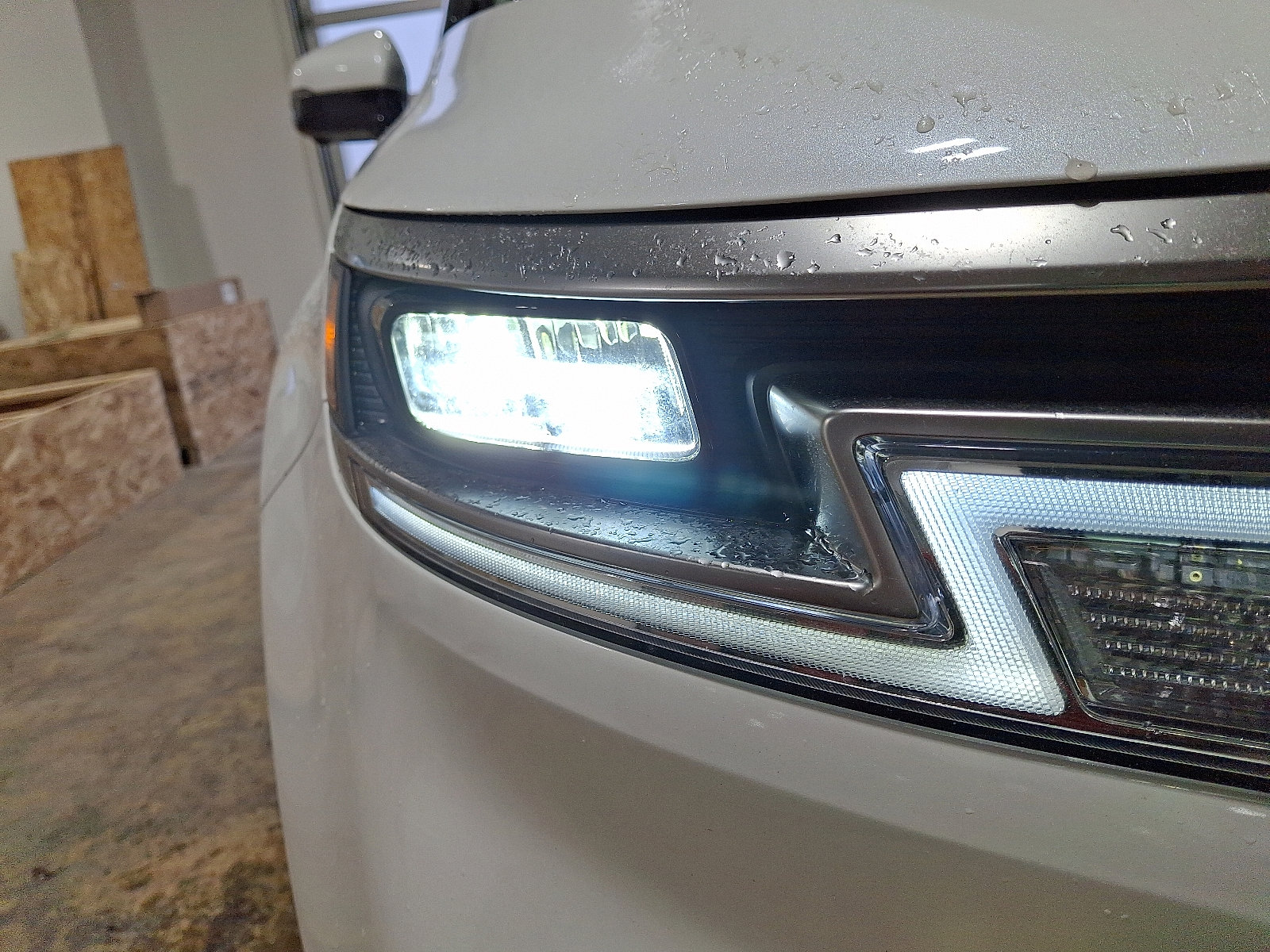 Used 2024 Kia Carnival SX image 9