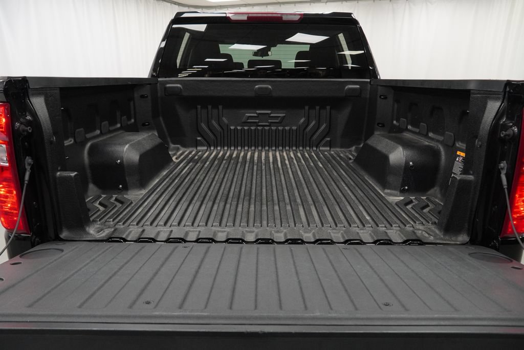 Used 2024 Chevrolet Silverado 1500 LT AWD/4WD image 26