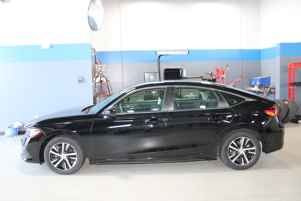Used 2024 Honda Civic LX image 9