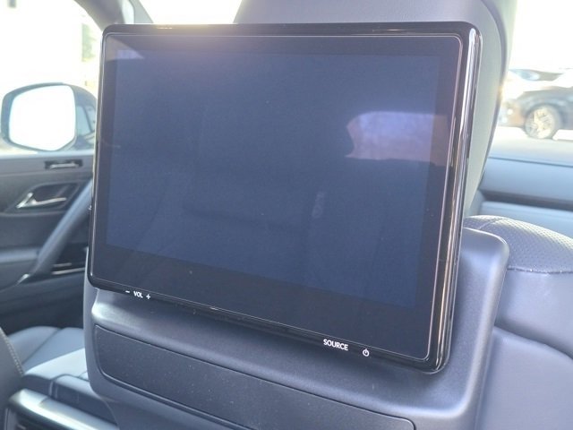 New 2026 Lexus LX 600 4WD w/ Luxury Package image 21