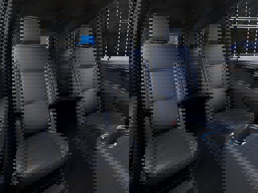 New 2026 Chevrolet Suburban Premier AWD/4WD image 18