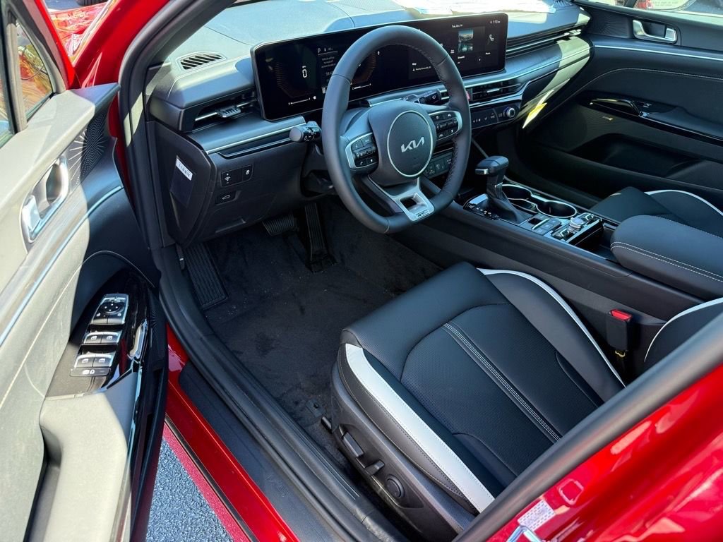 New 2026 Kia K5 GT-Line w/ GT-Line Premium Package AWD/4WD image 9