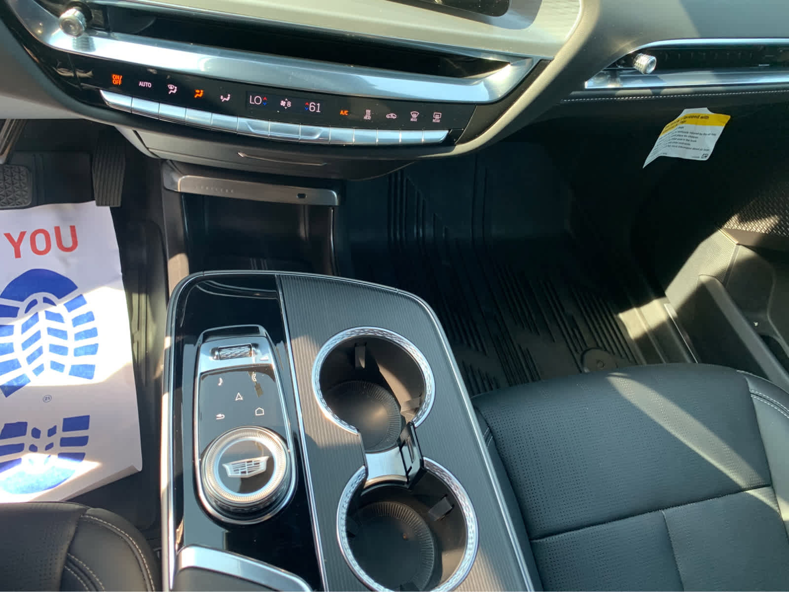 Used 2024 Cadillac Lyriq Luxury w/ LPO, Floor Liner Package AWD/4WD image 19