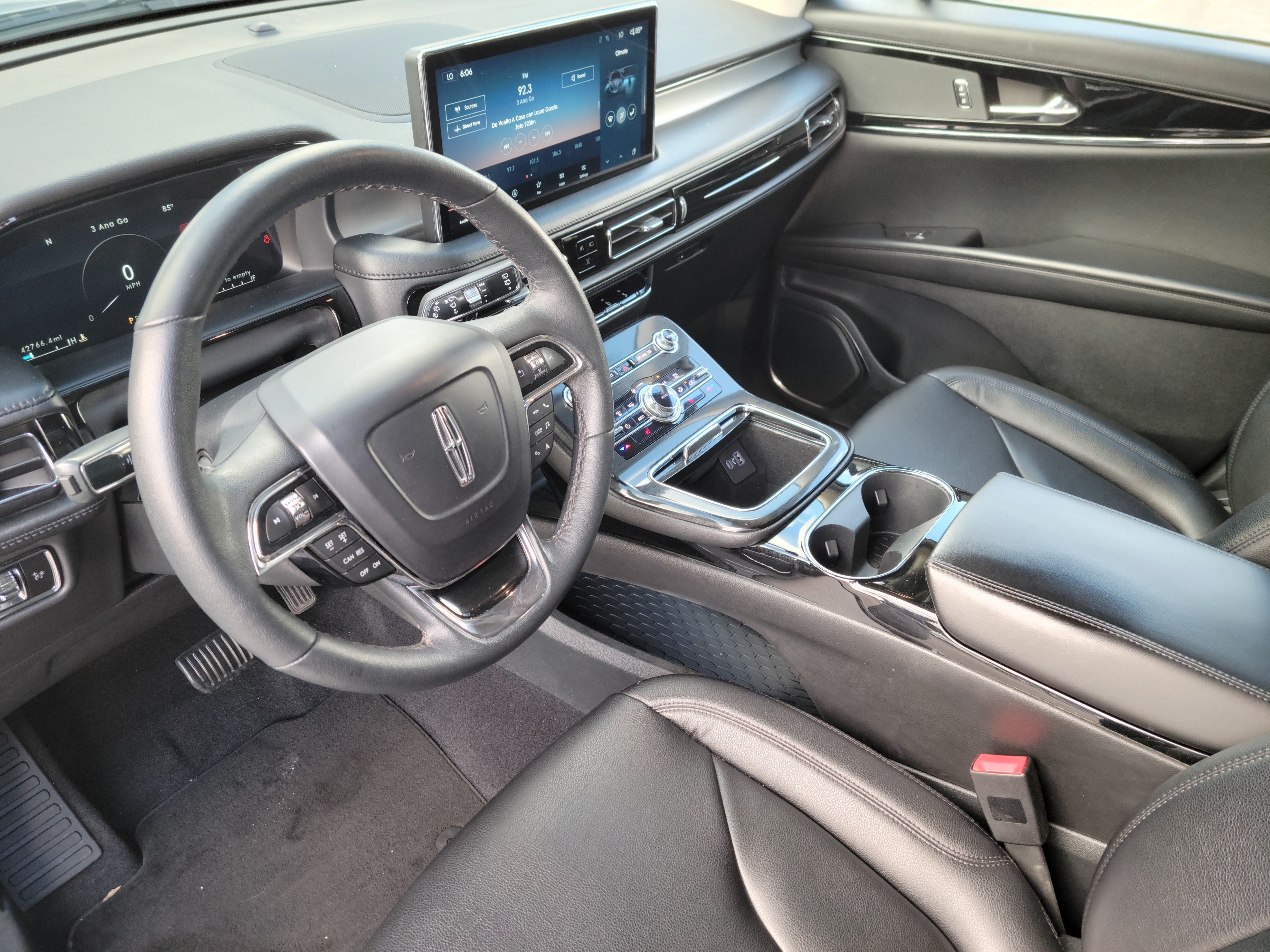Certified 2023 Lincoln Nautilus AWD w/ Premium Package image 16