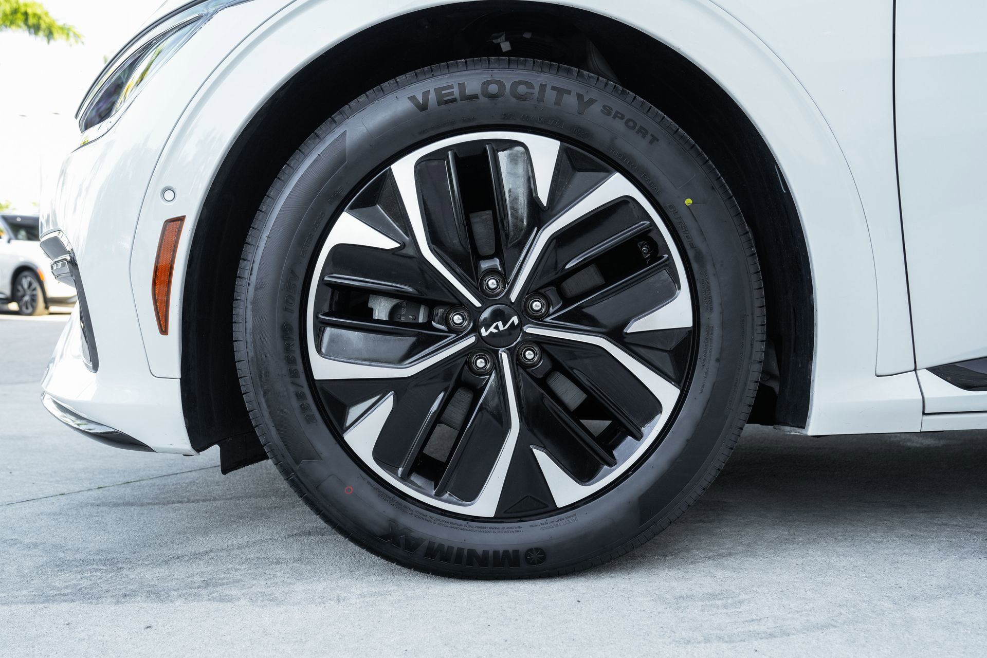 Used 2023 Kia EV6 GT-Line image 30