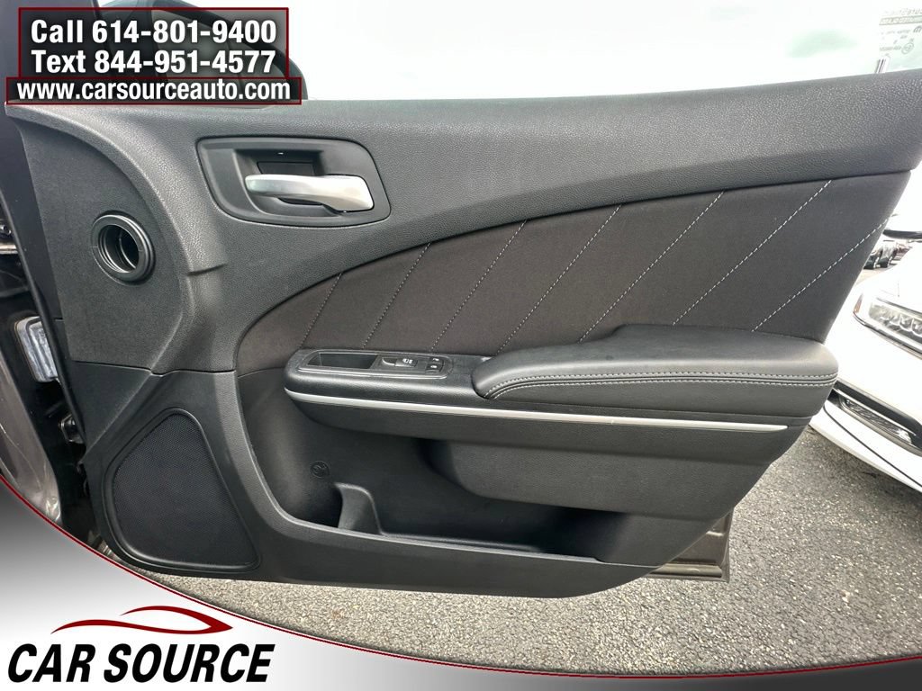 Used 2020 Dodge Charger SXT RWD image 24