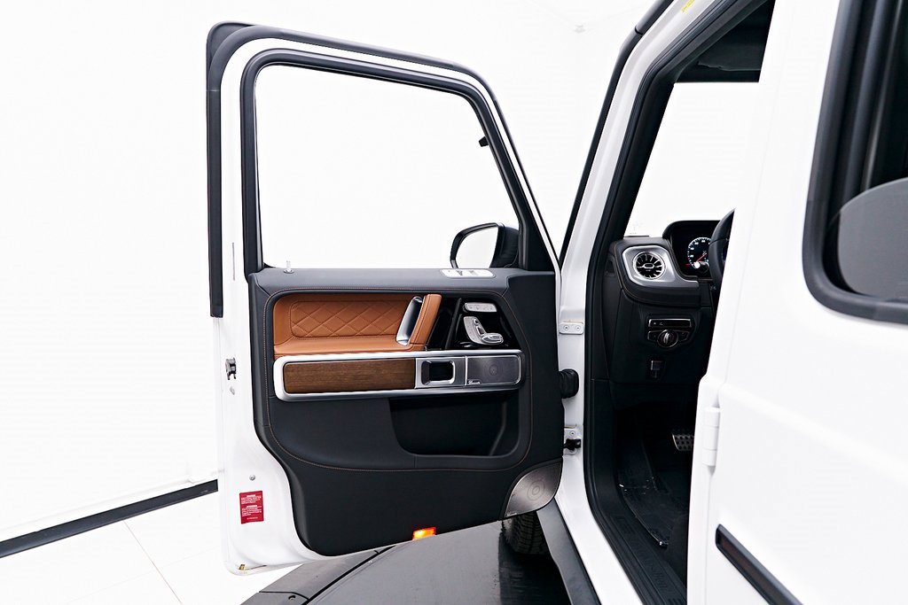 Used 2022 Mercedes-Benz G 550 image 30
