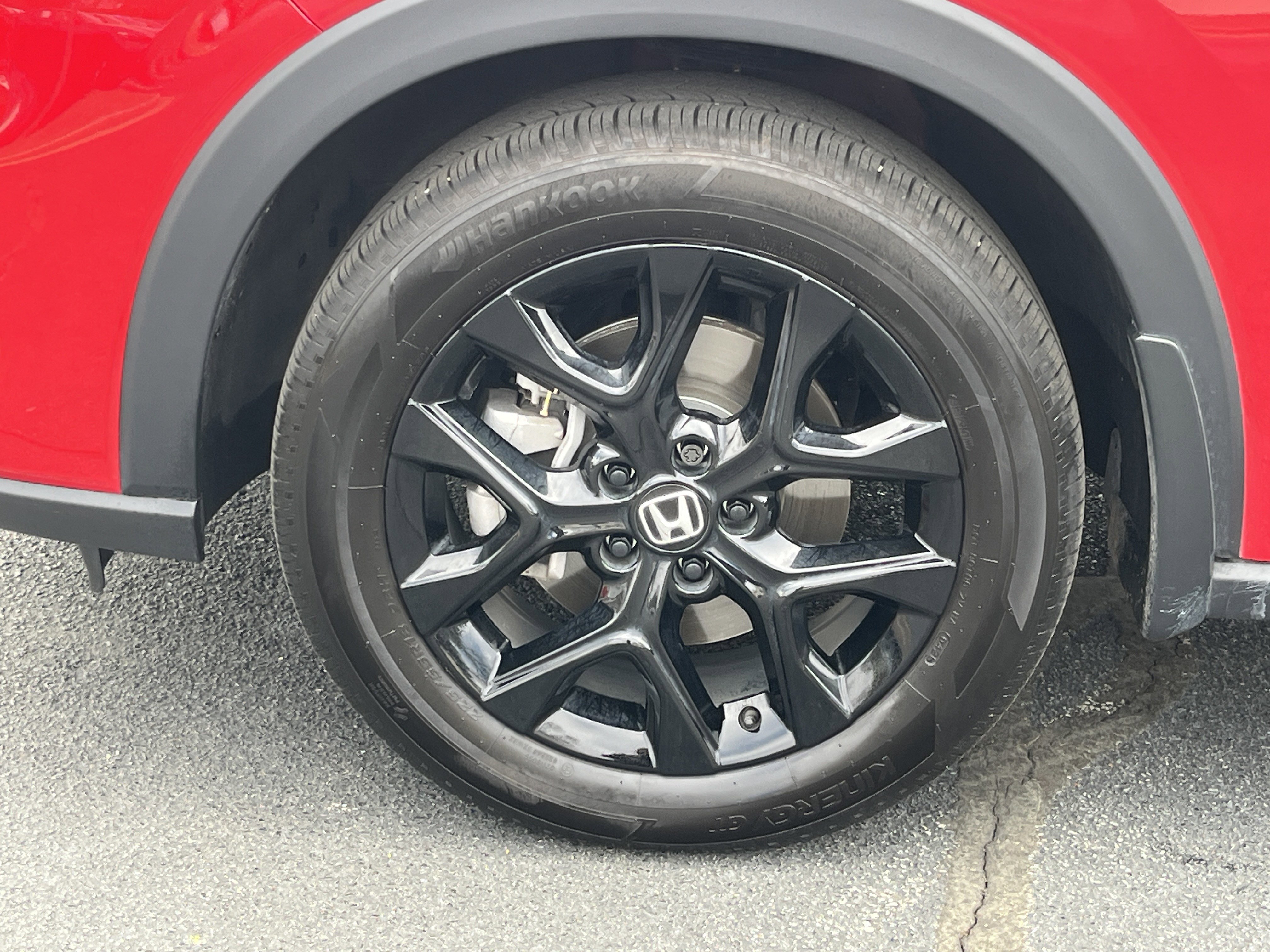 Certified 2025 Honda HR-V Sport image 30